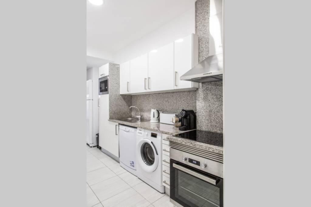 Remodeled Apartment In The City Center. District de District de Faro Extérieur photo
