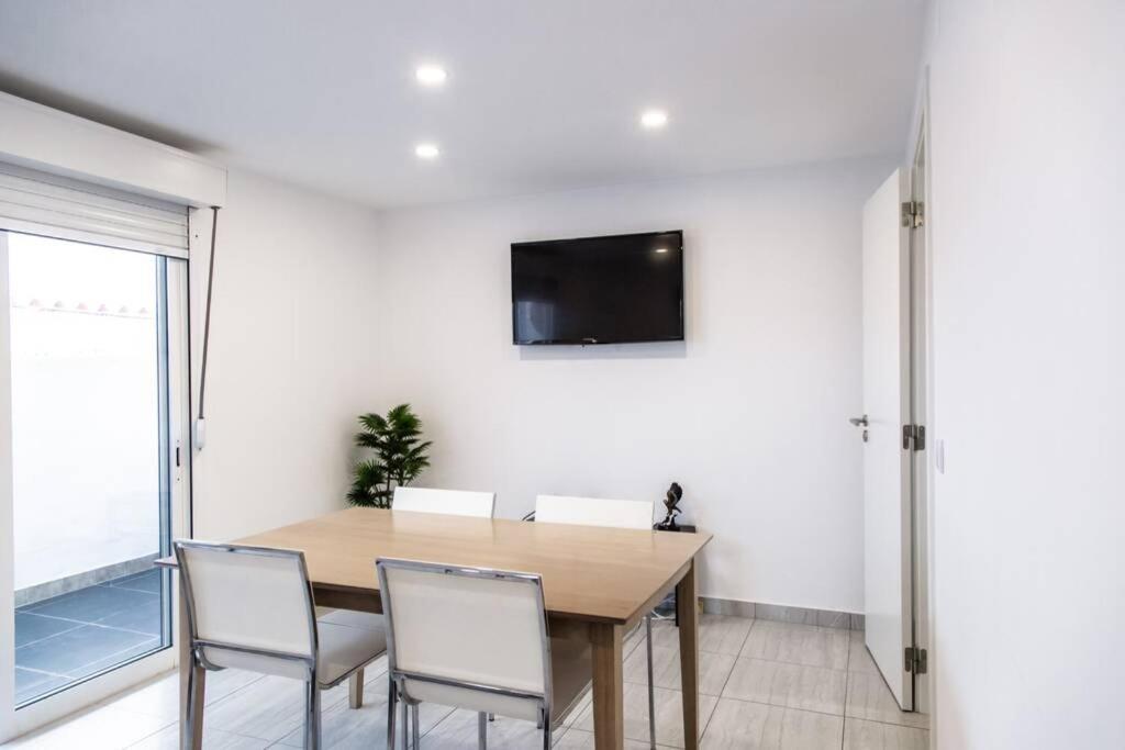 Remodeled Apartment In The City Center. District de District de Faro Extérieur photo